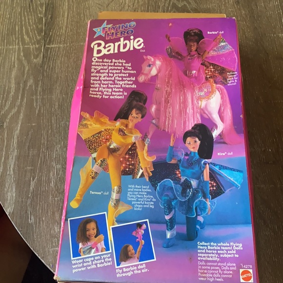 Flying Hero Barbie 1995 - Picture 2 of 9
